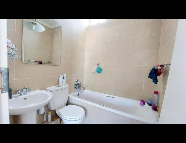 2 BEDROOM APARTMENT FOR SALE IN BEREA WEST
